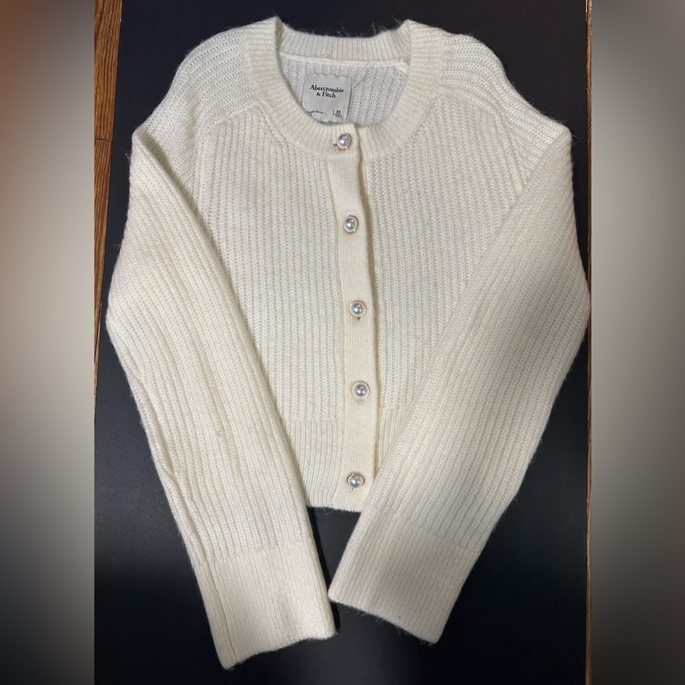Abercrombie & Fitch Cream Button-Up Cardigan
